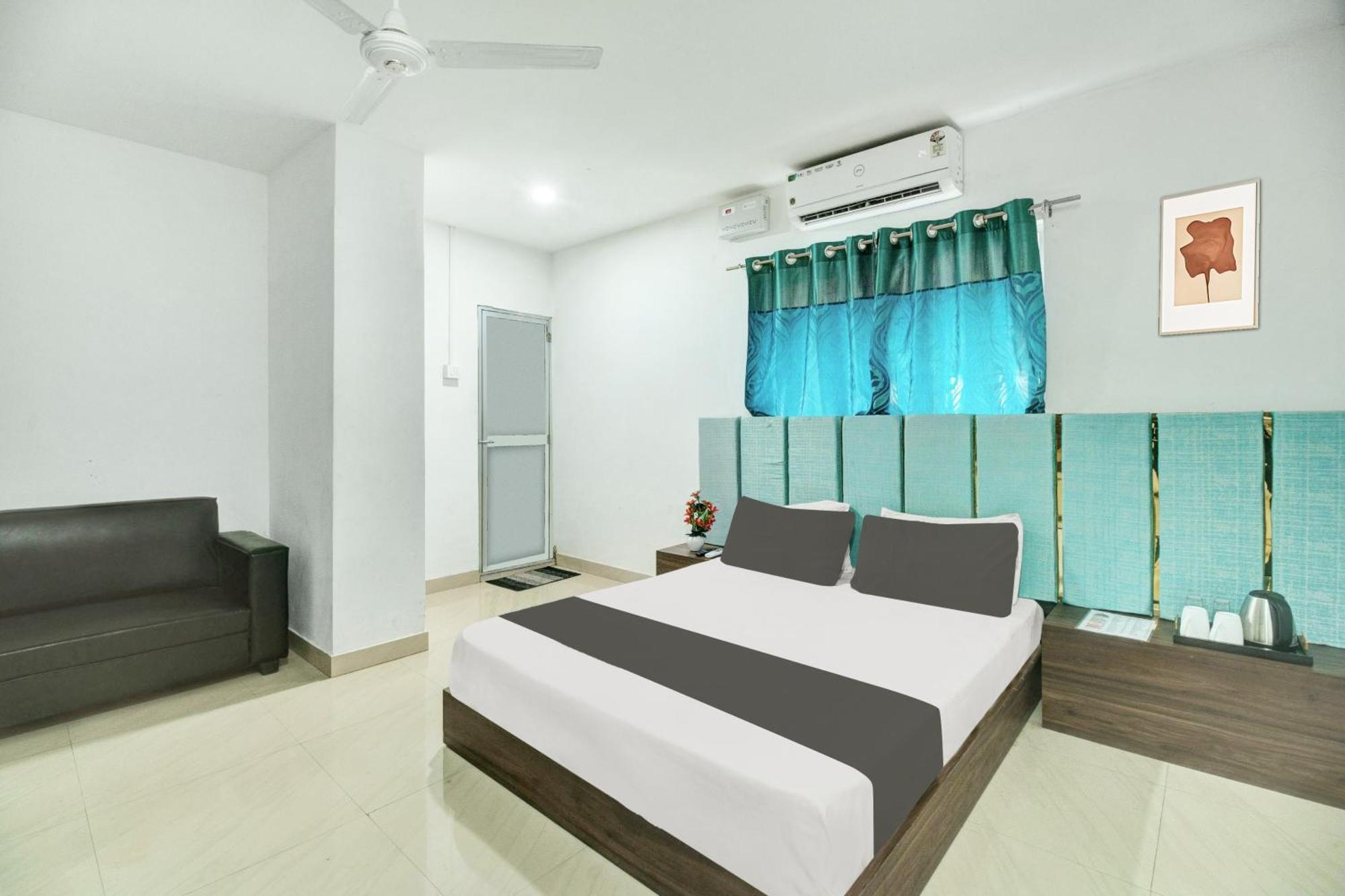 Hotel O Royal Regency, Pathsala Dalaigaon Екстер'єр фото